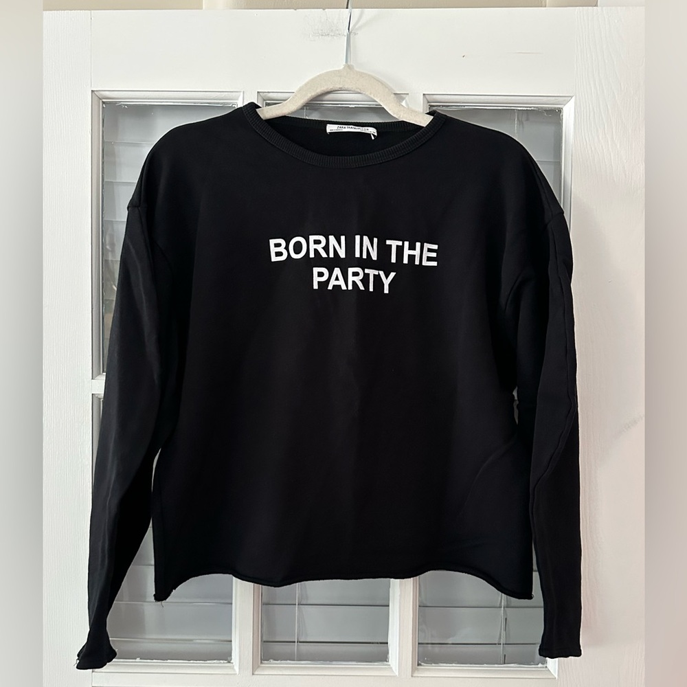 Zara Women’s L Black Cropped Born In The Party Crew Neck Sweatshirt | SKU 0857